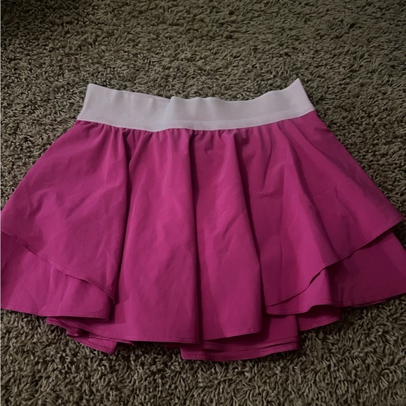RARE lulu court rival skirt - Picture 2 of 3